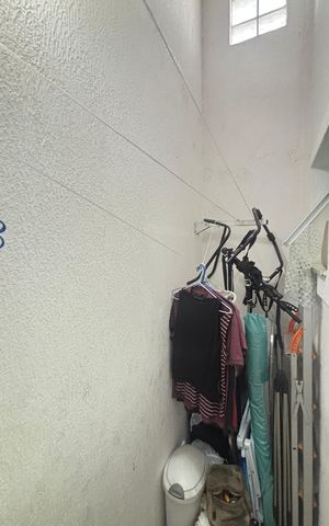 Apartamento à venda com 80m², 3 quartos e 2 vagas Apartamento à venda com 80m², 3 quartos e 2 vagasDespensa