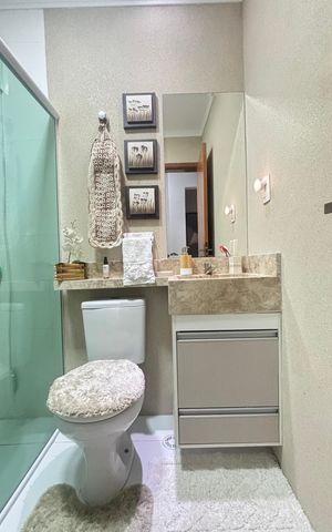 Apartamento à venda com 80m², 3 quartos e 2 vagas Apartamento à venda com 80m², 3 quartos e 2 vagasBanheiro Social