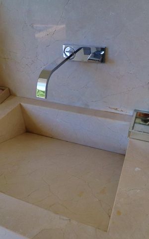 Casa de condomínio para alugar com 400m², 5 quartos e 4 vagasLavabo