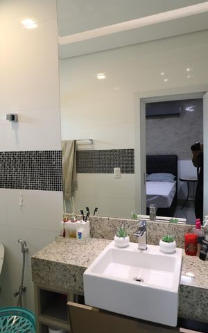 Casa de condomínio para alugar com 400m², 5 quartos e 4 vagasBanheiro  Suíte 1 