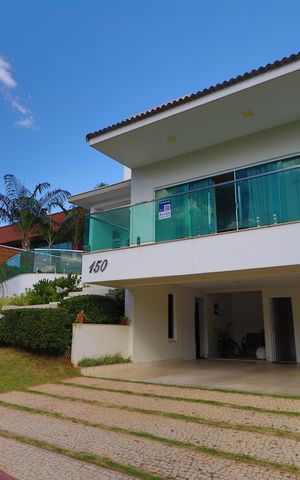 Casa de condomínio para alugar com 400m², 5 quartos e 4 vagasFachada