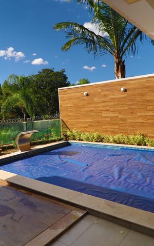 Casa de condomínio para alugar com 400m², 5 quartos e 4 vagasPiscina