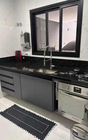 Casa à venda com 180m², 3 quartos e 3 vagasCozinha