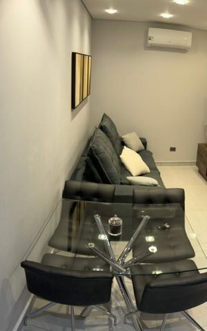 Casa à venda com 180m², 3 quartos e 3 vagasSala