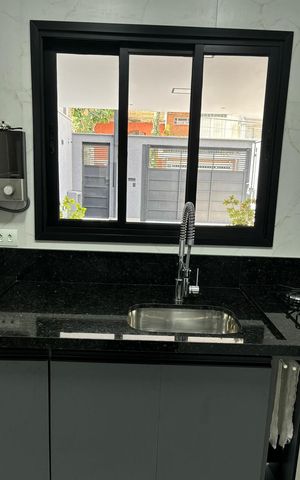 Casa à venda com 180m², 3 quartos e 3 vagasCozinha