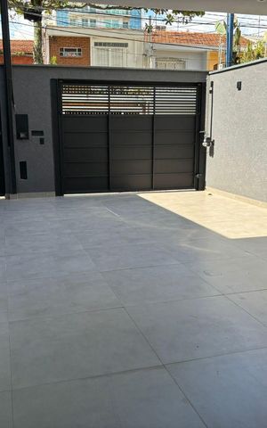 Casa à venda com 180m², 3 quartos e 3 vagasGaragem