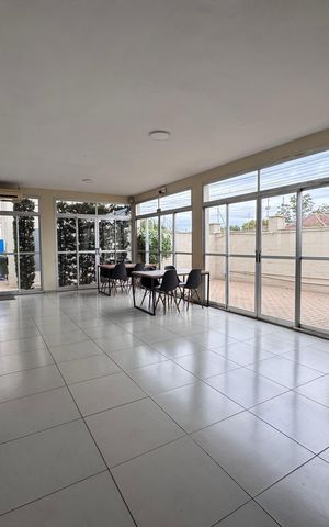 Apartamento à venda com 103m², 2 quartos e 1 vagaÁrea comum