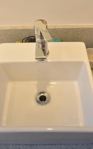 Apartamento à venda com 79m², 2 quartos e 2 vagasBanheiro da Suíte 2