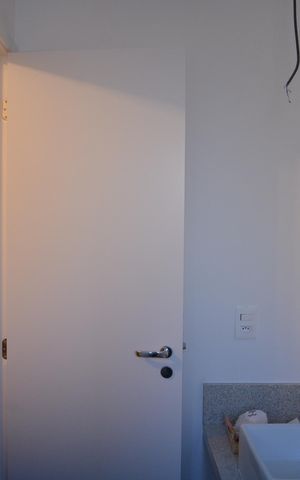 Apartamento à venda com 79m², 2 quartos e 2 vagasBanheiro da Suíte 1