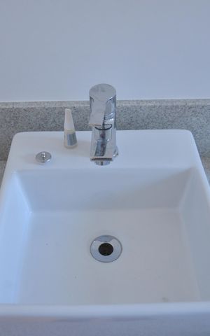 Apartamento à venda com 79m², 2 quartos e 2 vagasBanheiro da Suíte 1