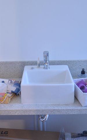 Apartamento à venda com 79m², 2 quartos e 2 vagasBanheiro da Suíte 1
