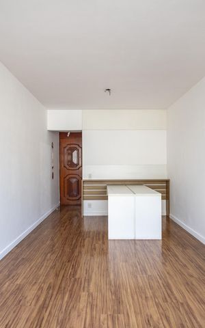 Apartamento para alugar com 70m², 2 quartos e 1 vaga Apartamento para alugar com 70m², 2 quartos e 1 vagaSala