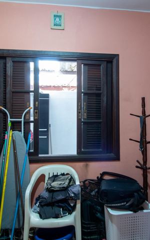 Casa à venda com 169m², 3 quartos e 2 vagas Casa à venda com 169m², 3 quartos e 2 vagasQuarto de Serviço