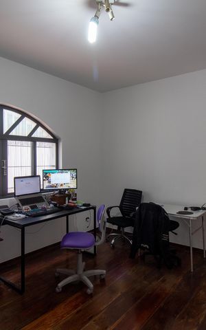 Casa à venda com 169m², 3 quartos e 2 vagas Casa à venda com 169m², 3 quartos e 2 vagasSala de Jantar