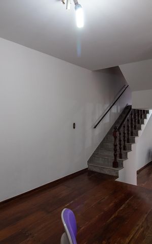 Casa à venda com 169m², 3 quartos e 2 vagas Casa à venda com 169m², 3 quartos e 2 vagasSala de Jantar