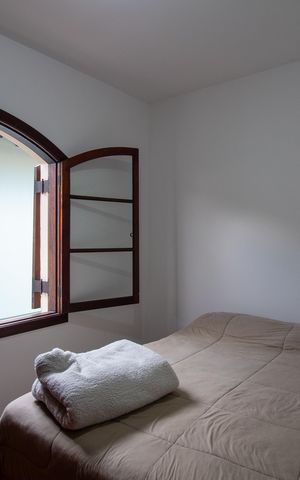 Casa à venda com 169m², 3 quartos e 2 vagas Casa à venda com 169m², 3 quartos e 2 vagasQuarto 1