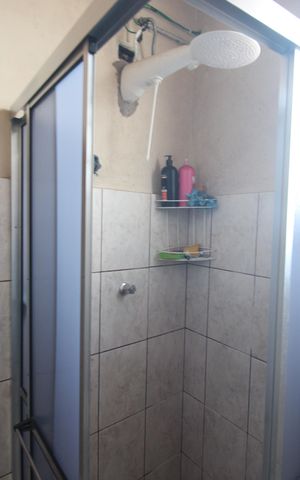 Casa à venda com 193m², 5 quartos e 3 vagasCasa 2 