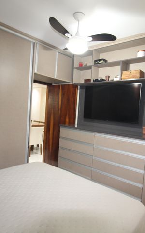 Casa à venda com 193m², 5 quartos e 3 vagasQuarto 2