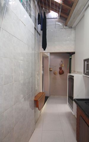 Casa à venda com 193m², 5 quartos e 3 vagasCozinha