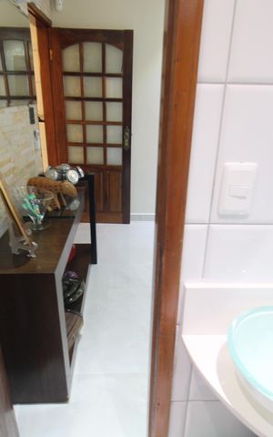Casa à venda com 193m², 5 quartos e 3 vagasBanheiro 3