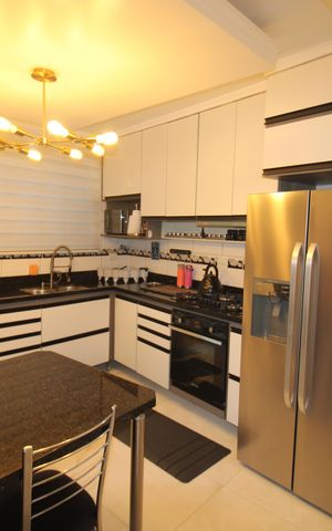 Casa à venda com 193m², 5 quartos e 3 vagasCozinha
