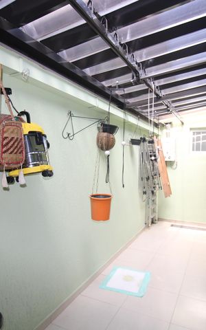 Casa à venda com 193m², 5 quartos e 3 vagasÁrea de Serviço