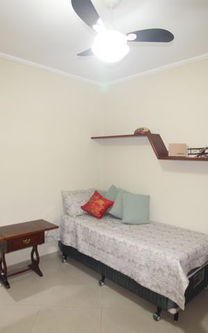 Casa à venda com 193m², 5 quartos e 3 vagasQuarto 3