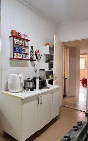 Apartamento para alugar com 117m², 3 quartos e 2 vagas Apartamento para alugar com 117m², 3 quartos e 2 vagasCozinha