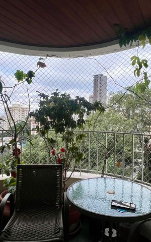 Apartamento para alugar com 117m², 3 quartos e 2 vagas Apartamento para alugar com 117m², 3 quartos e 2 vagasVaranda da Sala