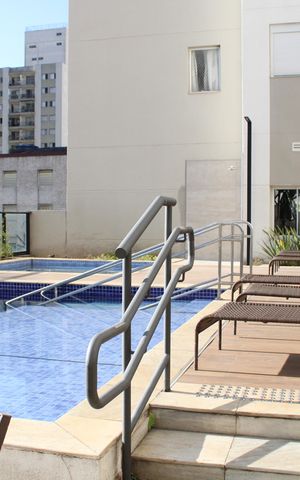 Apartamento à venda com 33m², 1 quarto e sem vagaÁrea comum - Piscina