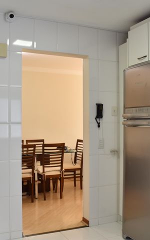 Apartamento para alugar com 82m², 2 quartos e 1 vagaCozinha e Área de Serviço