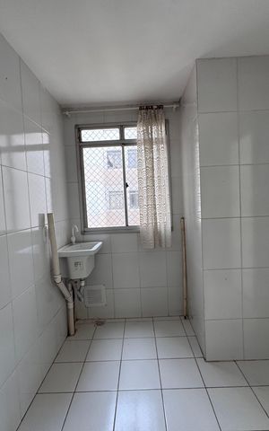 Apartamento à venda com 50m², 3 quartos e 1 vaga Apartamento à venda com 50m², 3 quartos e 1 vagaCozinha e Área de Serviço