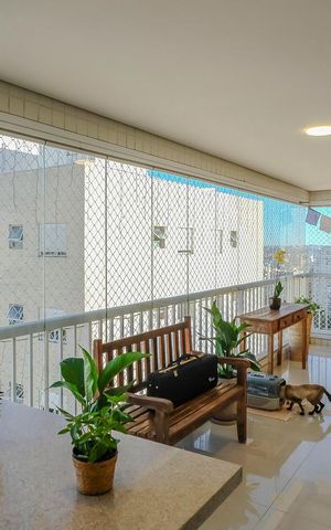 Apartamento à venda com 112m², 3 quartos e 2 vagasVaranda