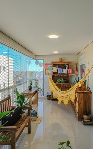 Apartamento à venda com 112m², 3 quartos e 2 vagasVaranda