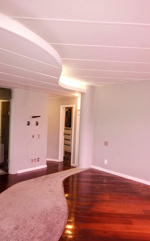 Apartamento à venda com 166m², 4 quartos e 2 vagasQuarto 4