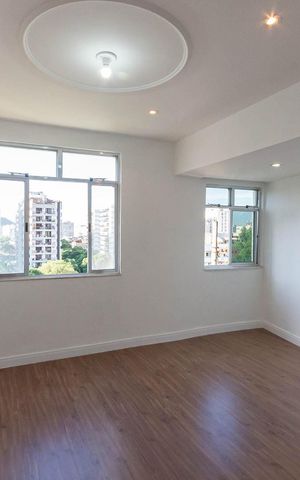 Apartamento à venda com 85m², 2 quartos e 1 vagaSala