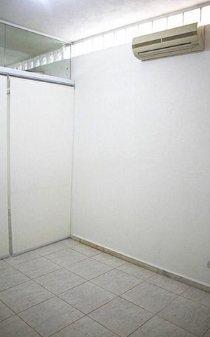 Casa para alugar com 420m², 4 quartos e 4 vagas