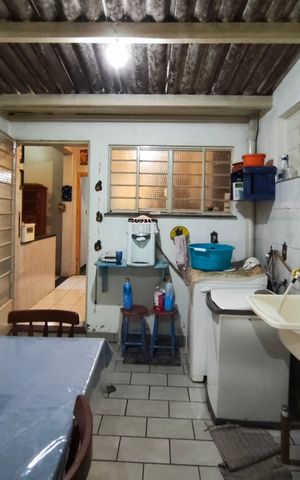 Casa à venda com 380m², 3 quartos e 4 vagas Casa à venda com 380m², 3 quartos e 4 vagasÁrea de Serviço