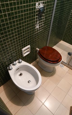 Apartamento para alugar com 72m², 1 quarto e sem vagaBanheiro