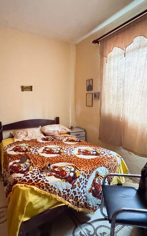 Casa à venda com 360m², 4 quartos e 3 vagas Casa à venda com 360m², 4 quartos e 3 vagasSuite
