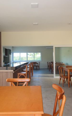 Casa de condomínio à venda com 96m², 3 quartos e 2 vagas Casa de condomínio à venda com 96m², 3 quartos e 2 vagasÁrea comum - Salão de festas