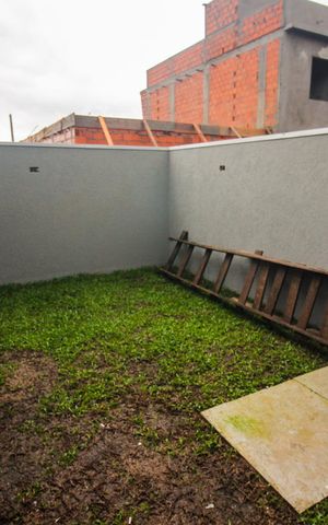 Casa de condomínio à venda com 96m², 3 quartos e 2 vagas Casa de condomínio à venda com 96m², 3 quartos e 2 vagasQuintal