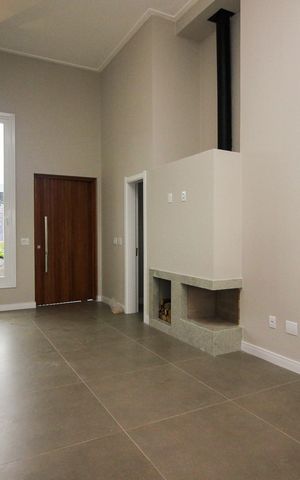 Casa de condomínio à venda com 96m², 3 quartos e 2 vagas Casa de condomínio à venda com 96m², 3 quartos e 2 vagasSala