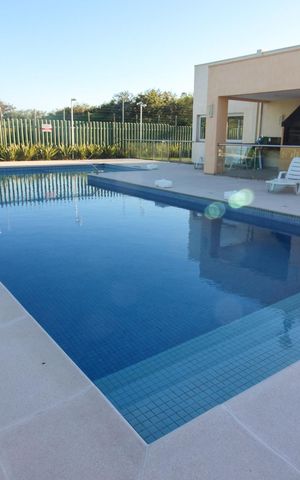 Casa de condomínio à venda com 96m², 3 quartos e 2 vagas Casa de condomínio à venda com 96m², 3 quartos e 2 vagasÁrea comum - Piscina