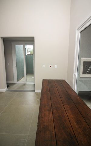 Casa de condomínio à venda com 96m², 3 quartos e 2 vagas Casa de condomínio à venda com 96m², 3 quartos e 2 vagasCozinha