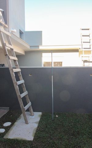 Casa de condomínio à venda com 96m², 3 quartos e 2 vagas Casa de condomínio à venda com 96m², 3 quartos e 2 vagasVista da Suíte