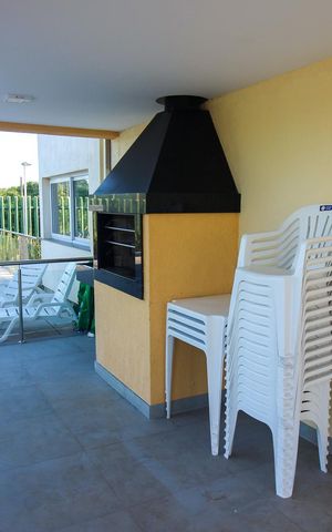 Casa de condomínio à venda com 96m², 3 quartos e 2 vagas Casa de condomínio à venda com 96m², 3 quartos e 2 vagasÁrea comum - Churrasqueira