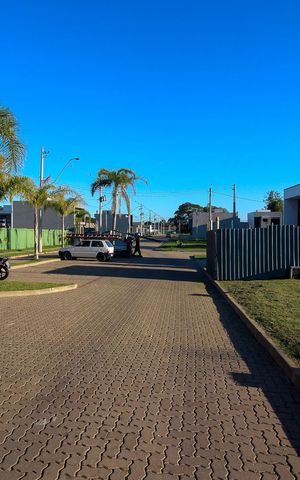 Casa de condomínio à venda com 96m², 3 quartos e 2 vagas Casa de condomínio à venda com 96m², 3 quartos e 2 vagasFachada do condomínio