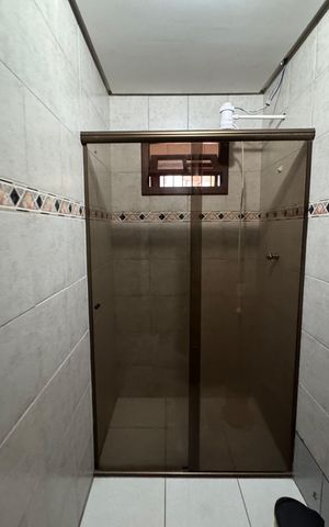 Casa à venda com 200m², 3 quartos e 1 vaga Casa à venda com 200m², 3 quartos e 1 vagaBanheiro
