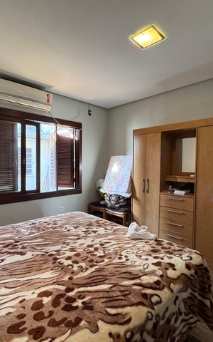 Casa à venda com 200m², 3 quartos e 1 vaga Casa à venda com 200m², 3 quartos e 1 vagaSuíte